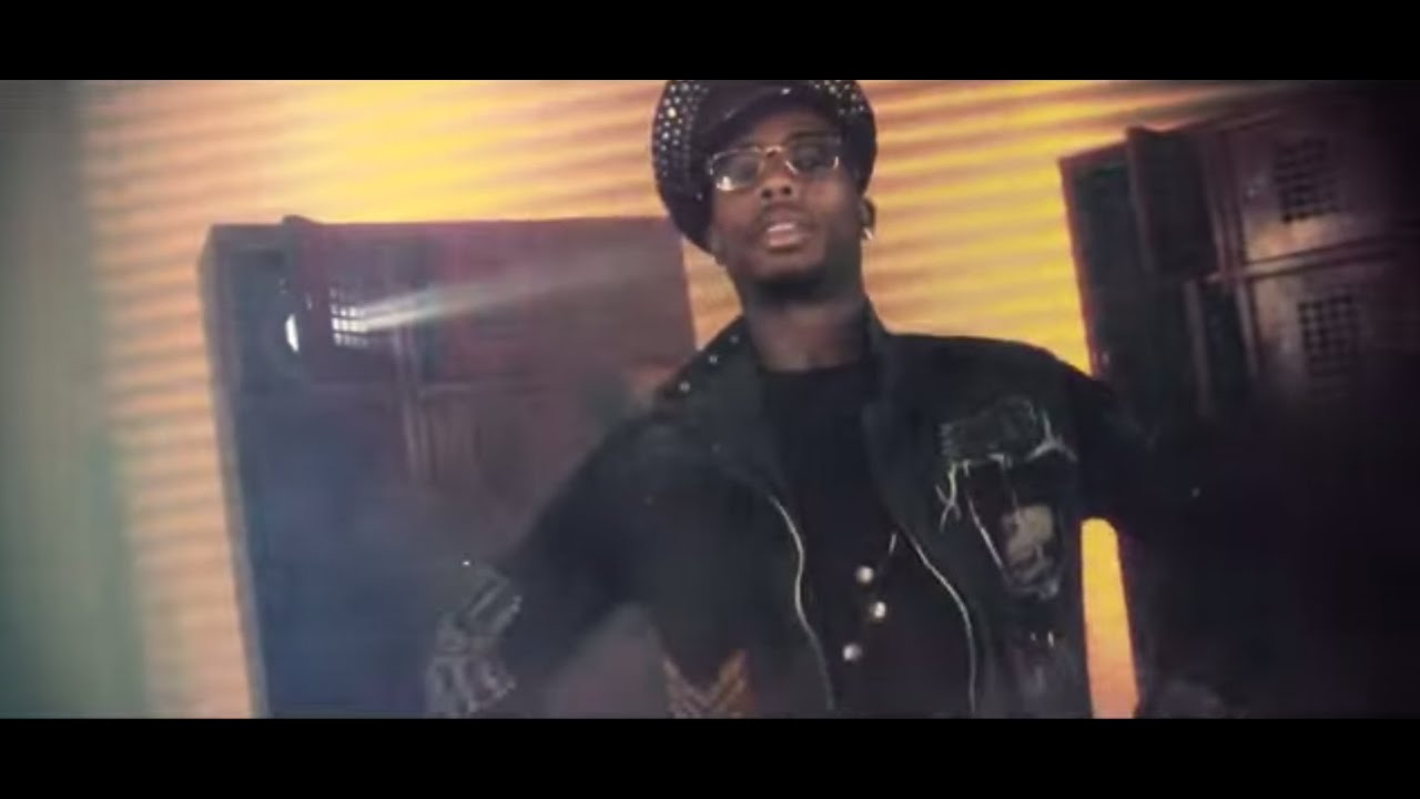 B.o.B - Strange Clouds remix feat. T.I. & Young Jeezy