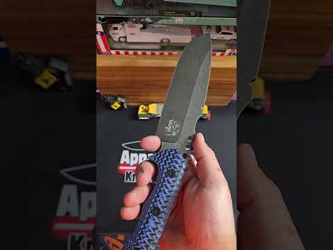 This knife is insane!