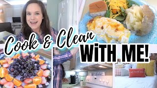 DAY IN THE LIFE OF A HOMEMAKER! | CHEESY SOUR CREAM CHICKEN