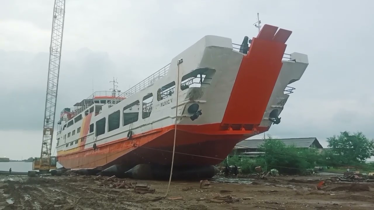 PT.dkb Cirebon peluncuran munic v di ranway 1