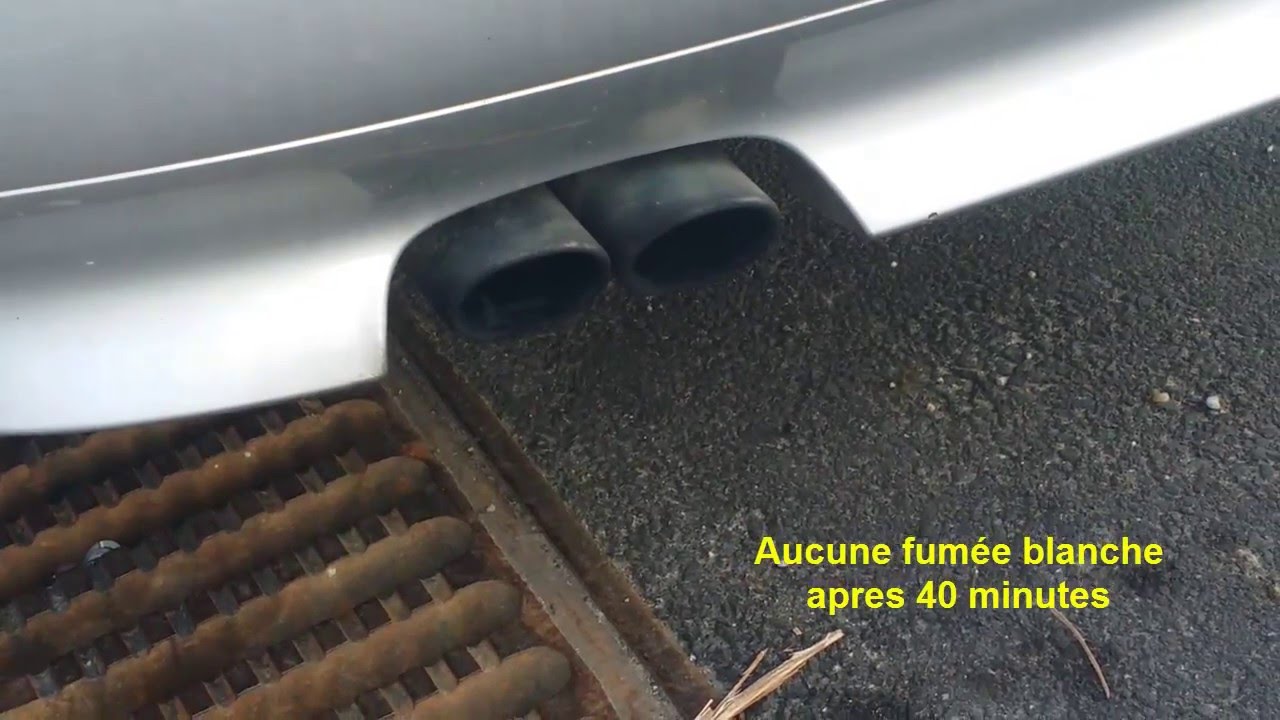 Fumée blanche échappement démarrage BMW - YouTube