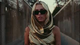 MILEY CYRUS - FLOWERS (Lyrics)