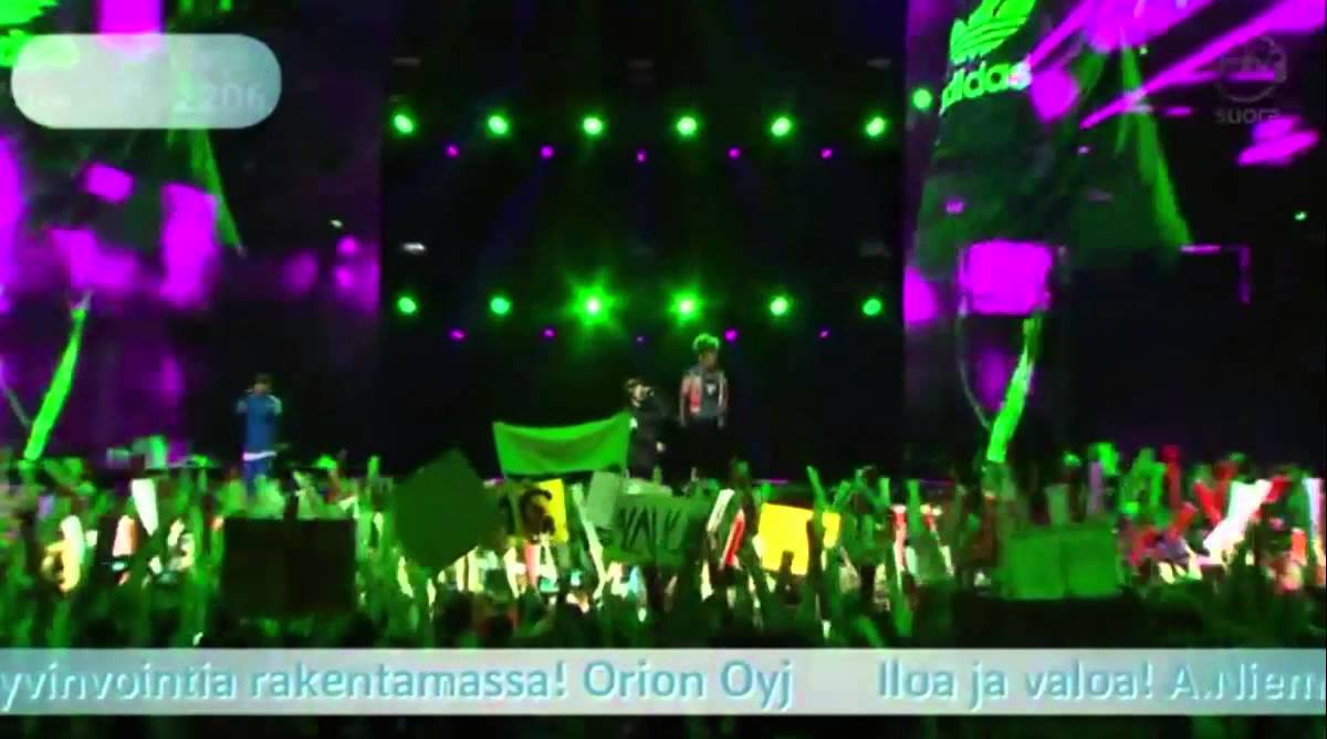 JVG feat. Pete Parkkonen: Etenee @Elämä Lapselle Konsertti 2014