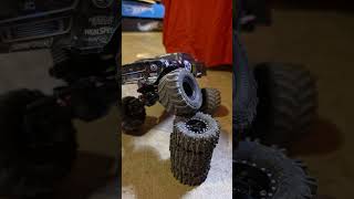 4WS MONSTER TRUCK CUSTOM #traxxasracing trx4m #rccar #injora this thing is wild!!!