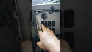 CRUISE CONTROL NOT WORKING FREIGHTLINER CENTURY CLASS PART 1 OF 2 VIDEOS