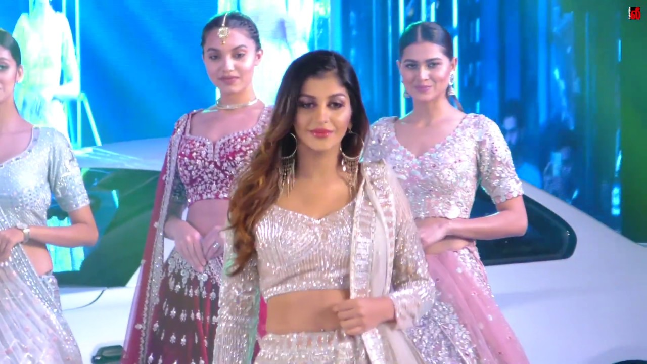 Prawolion Fashion Week [Part 14] Yashika Anand Ramp Walk