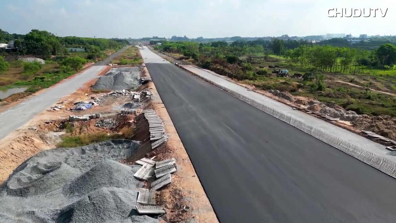 Tiến độ trải nhựa Vành Đai 3 qua Bình Dương