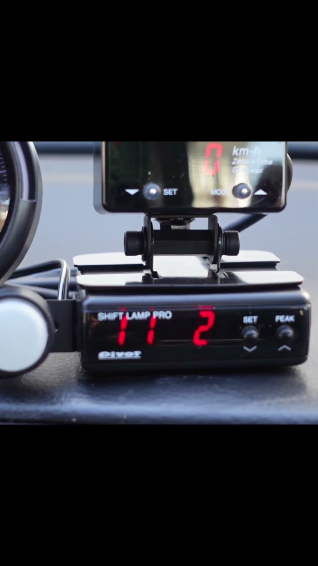 PIVOT Shift Lamp PRO - YouTube