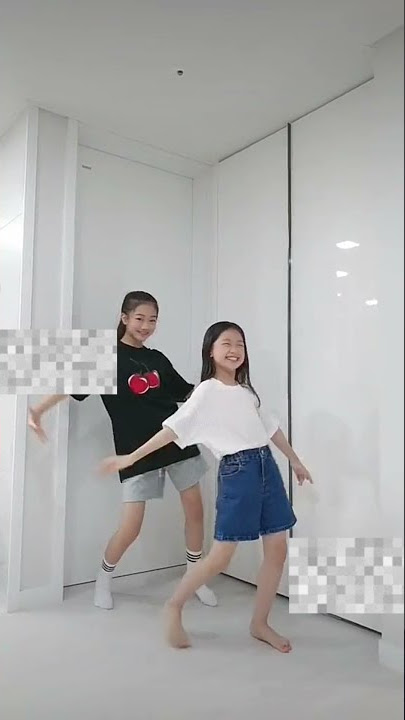 [Tiktok] Na Haeun and Na Hayoon Poof Be Gone Dance