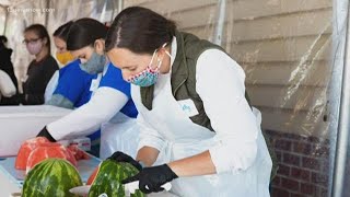 Volunteers cater 1,700 meals for single moms for annual Mother's Day banquet in Hampton Roads