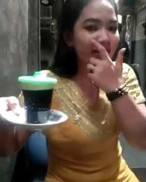 PENJUAL KOPI HOT HOT..