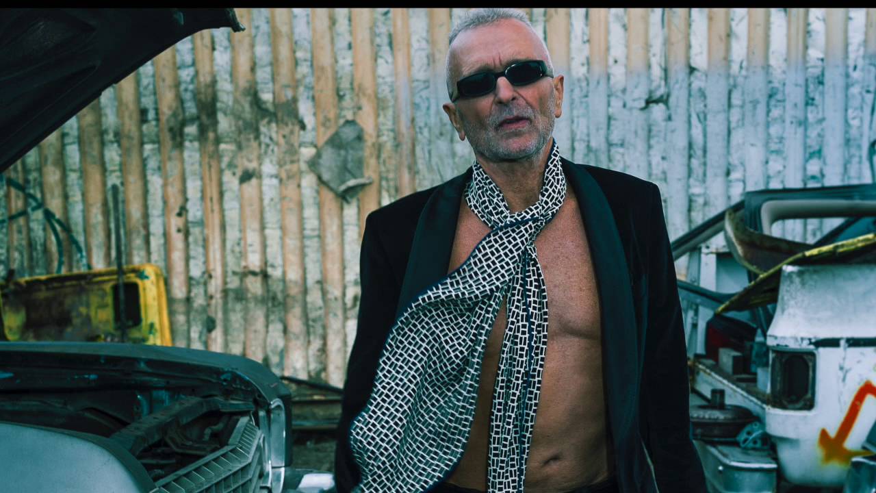 Behind the scenes with Monty Cantsin