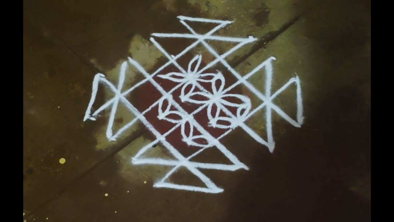 Easy rangoli🌼🌺🌸🌹 #rangolidesigns#rangoliart#festivalrangoli#subscribemychannel#pullikolam#sikkukolam