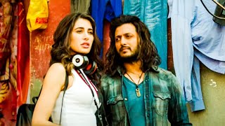 Nargis comes To Visit Mumbai's Slum With Local Boy Riteish | Banjo - Movie Scenes | Nargis Fakhri