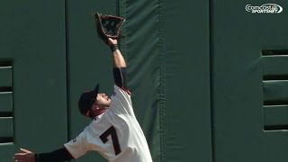 STL@SF: Blanco tracks down fly in deep center field