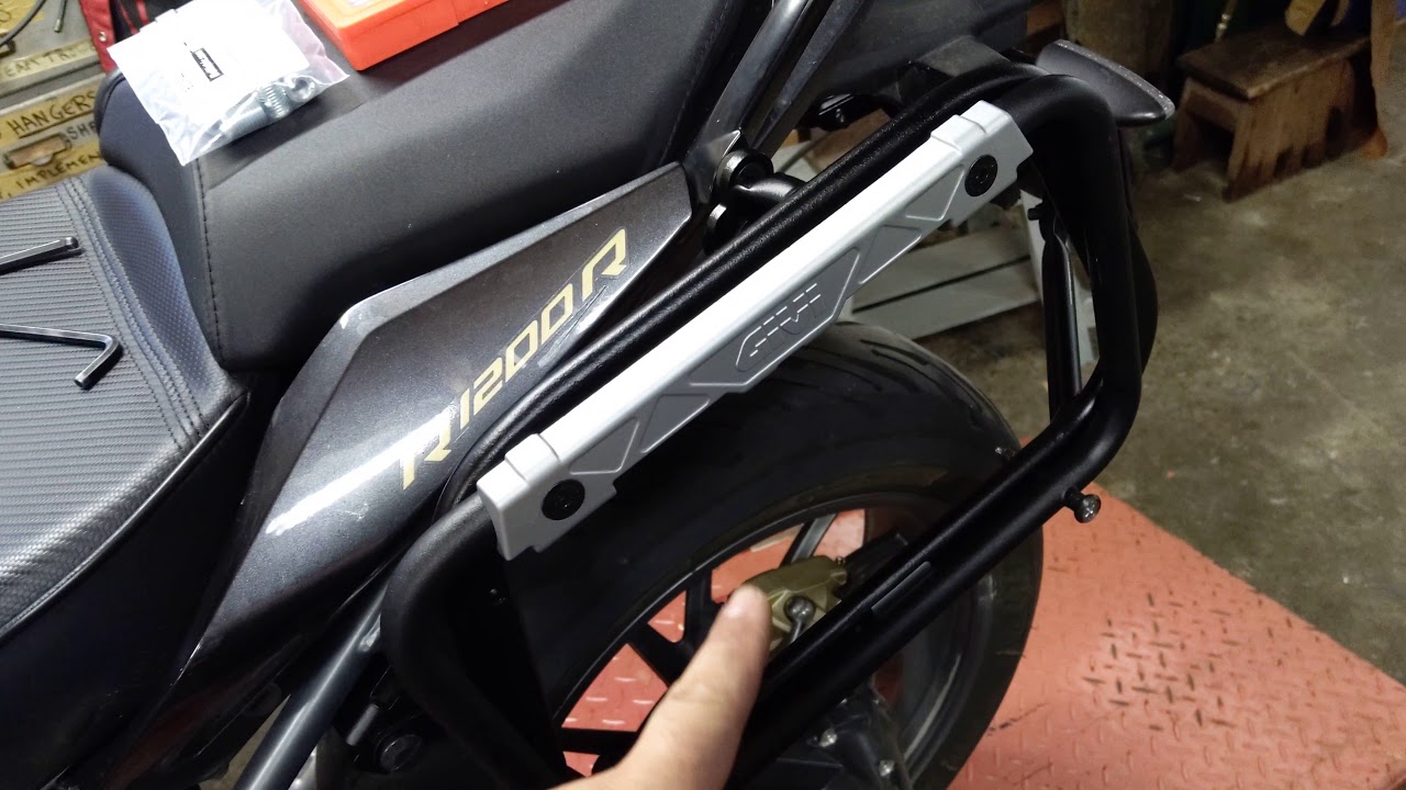 Givi Trekker Outback rack workaround BMW R1200R SW-Motech quick lock evo
