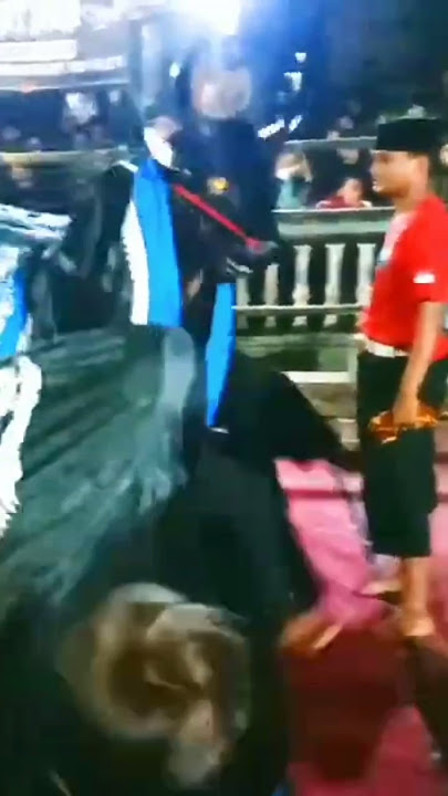 Download lagu BANTENGAN MBEROT ATRAKSI DJ SELENDANG BIRU #bantengan #bantengkidal #bantenganmalang #shorts