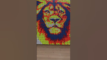 I MADE THIS OUT OF 550 RUBIK’S CUBES #rubikscube  #mosaic #cubing