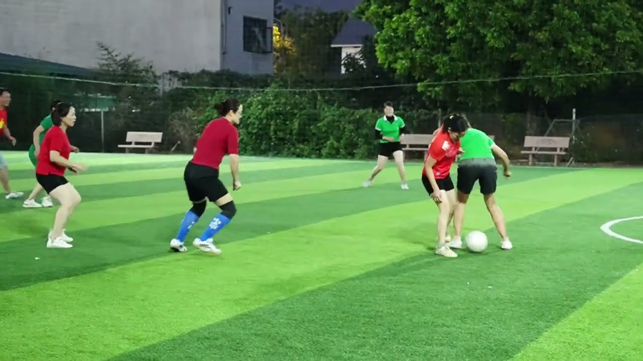 HOẠT ĐỘNG VUI CHƠI THỂ THAO CỦA CÁC THẦY CÔ GIÁO TRƯỜNG TIỂU HỌC SỐ 1 THỊ TRẤN TÂN UYÊN