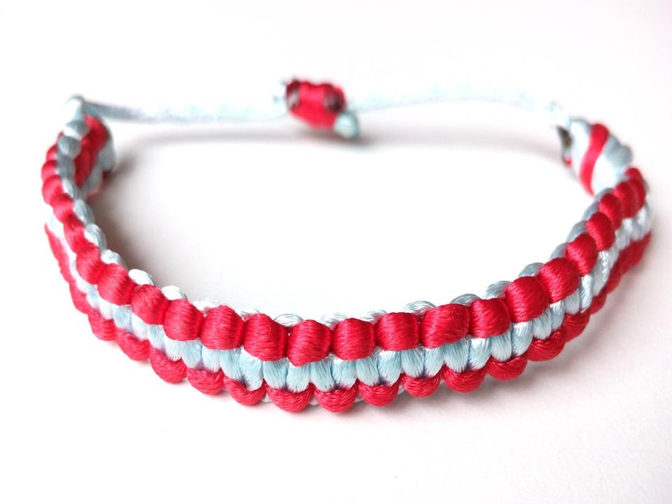 TUTORIAL PULSERA HILO MACRAMÉ NUDO PLANO.FÁCIL Y RÁPIDO