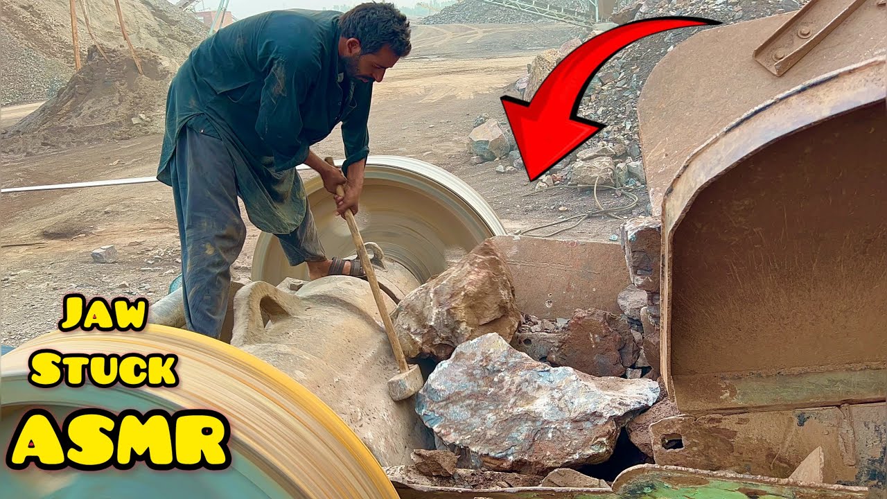 Big Black Rock 🪨 Crushing With Jaw , Satisfying Stone Crushing Big ...