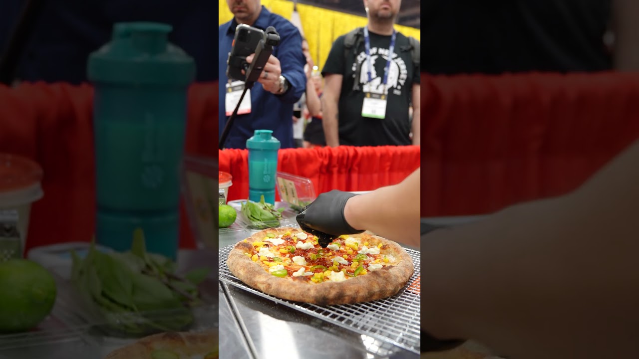 Bacio Comp Pie  #pizza #pizzalover #food #pizzapie @baciocheese6985  #pizzatime #itspizzatime