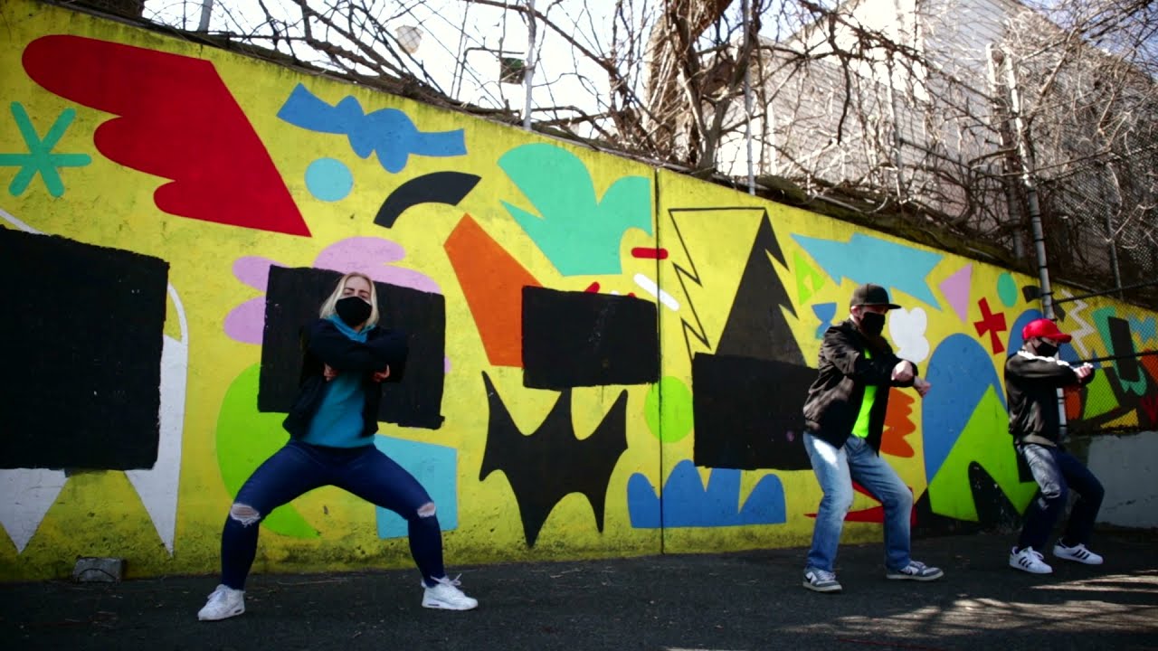 IZZY MAN  - Feeling Good Feeling Great How R U? (Short by Martha Lavery)