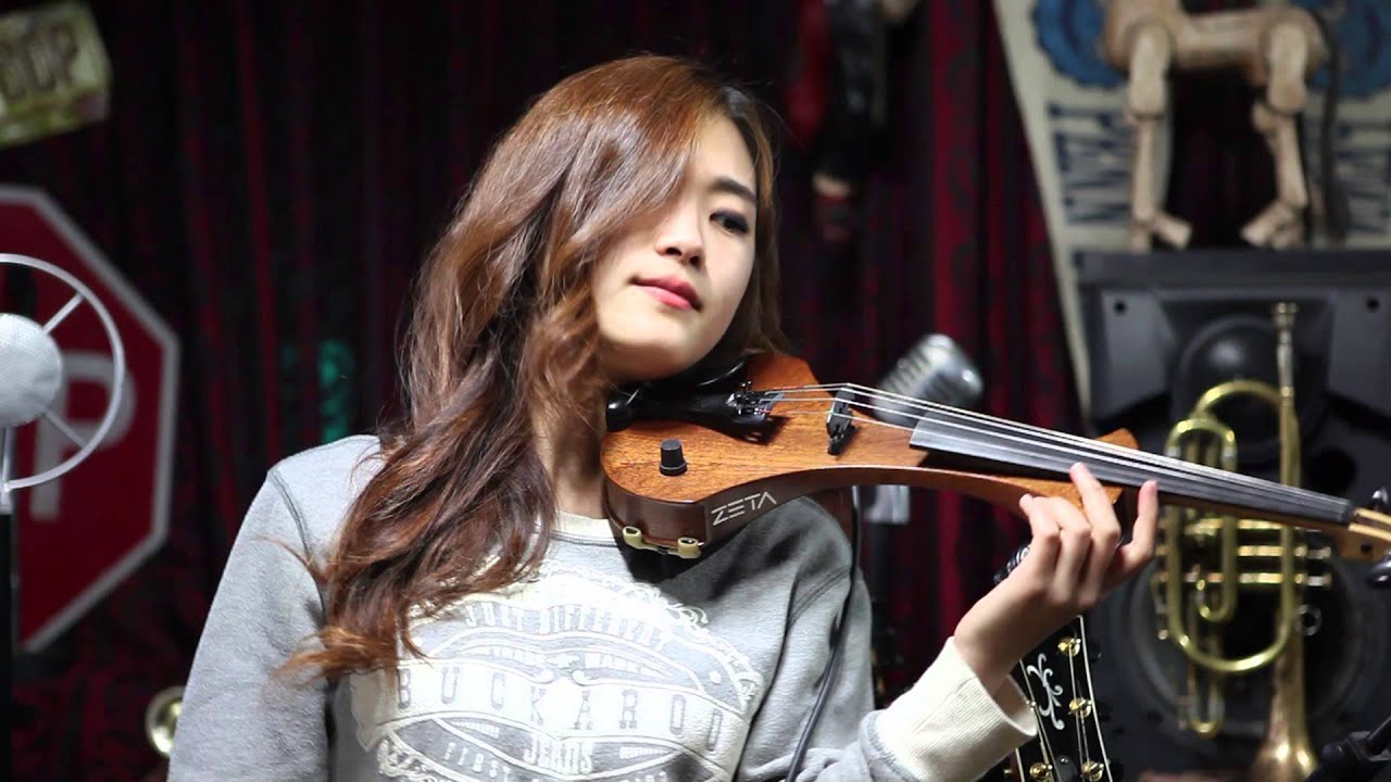 E violins. 조아람(e.Violin Jo a Ram). Jo.