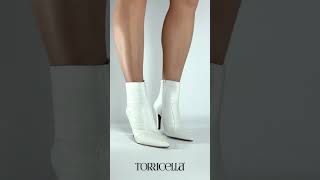 Bota Feminina Bico Fino Napa Croco Branco Salto 10cm Torricella Ref.: 65020B