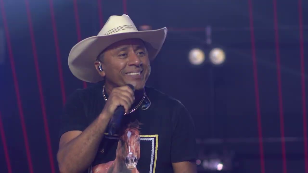 Vilões do Forró e Tony Baldock - Diferente e Comercial (DVD Completo)