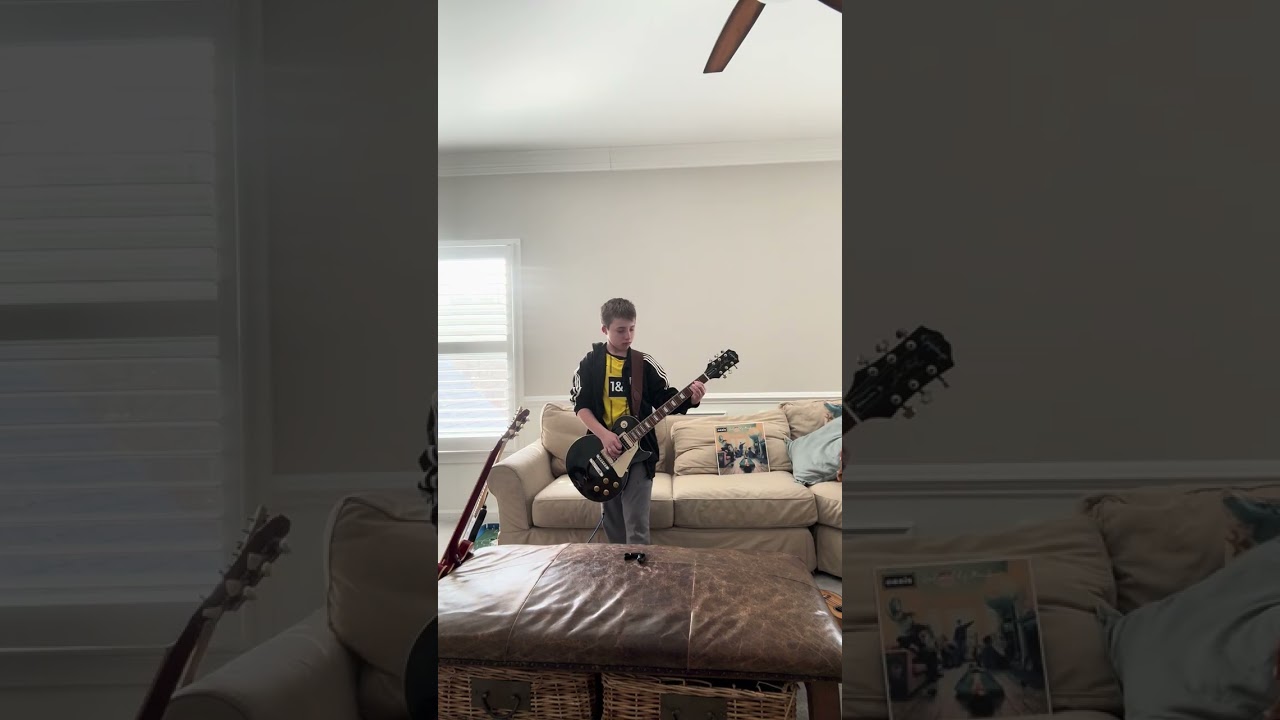 Oasis’s first song?￼ (Supersonic guitar cover)