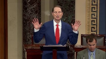 Wyden: No to warrantless searches by the FBI through National Security Letters