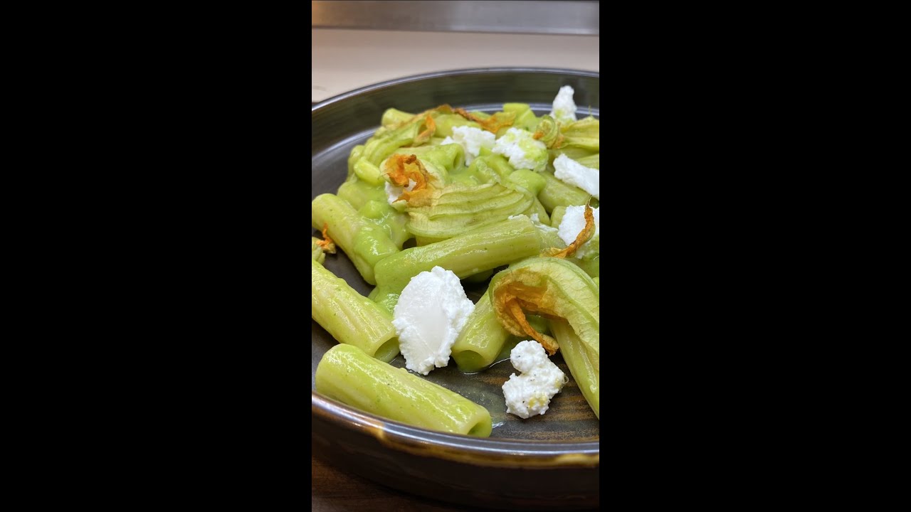 Pasta With Zucchini, Ricotta And Lemon