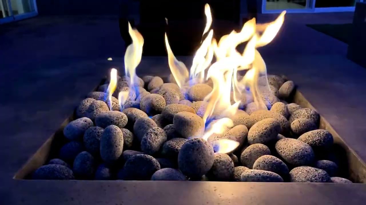 The Prism Hardscapes Tavola 42 Square Concrete Fire Pit