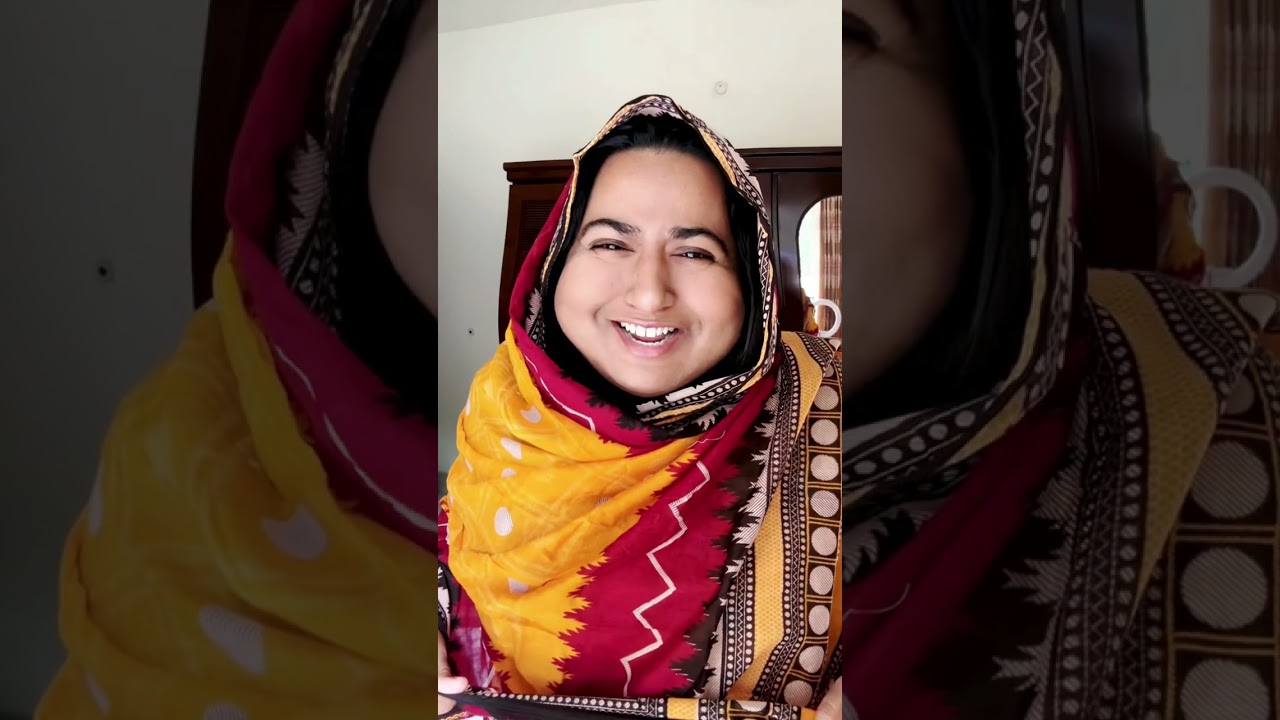 আমার সহজ সরল সিনথিয়ার জন্য একটা ফোন কিনতে চাইসিলাম! 🤣