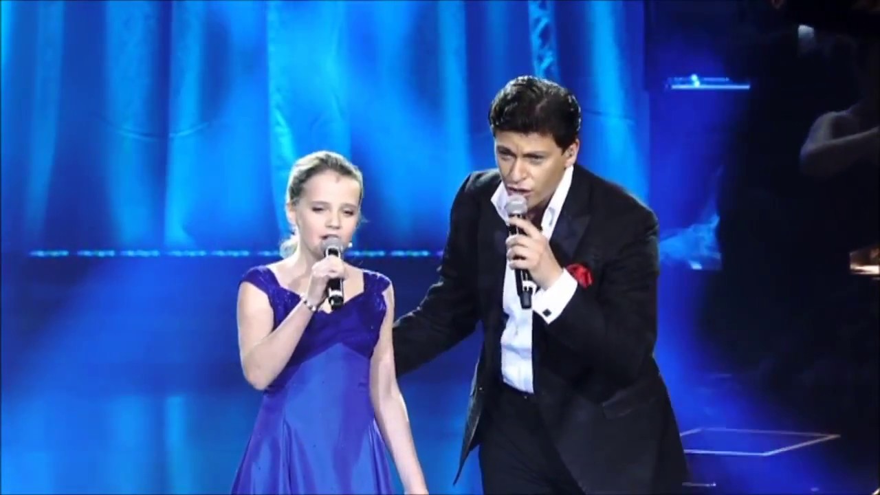 Amira Willighagen O Sole Mio