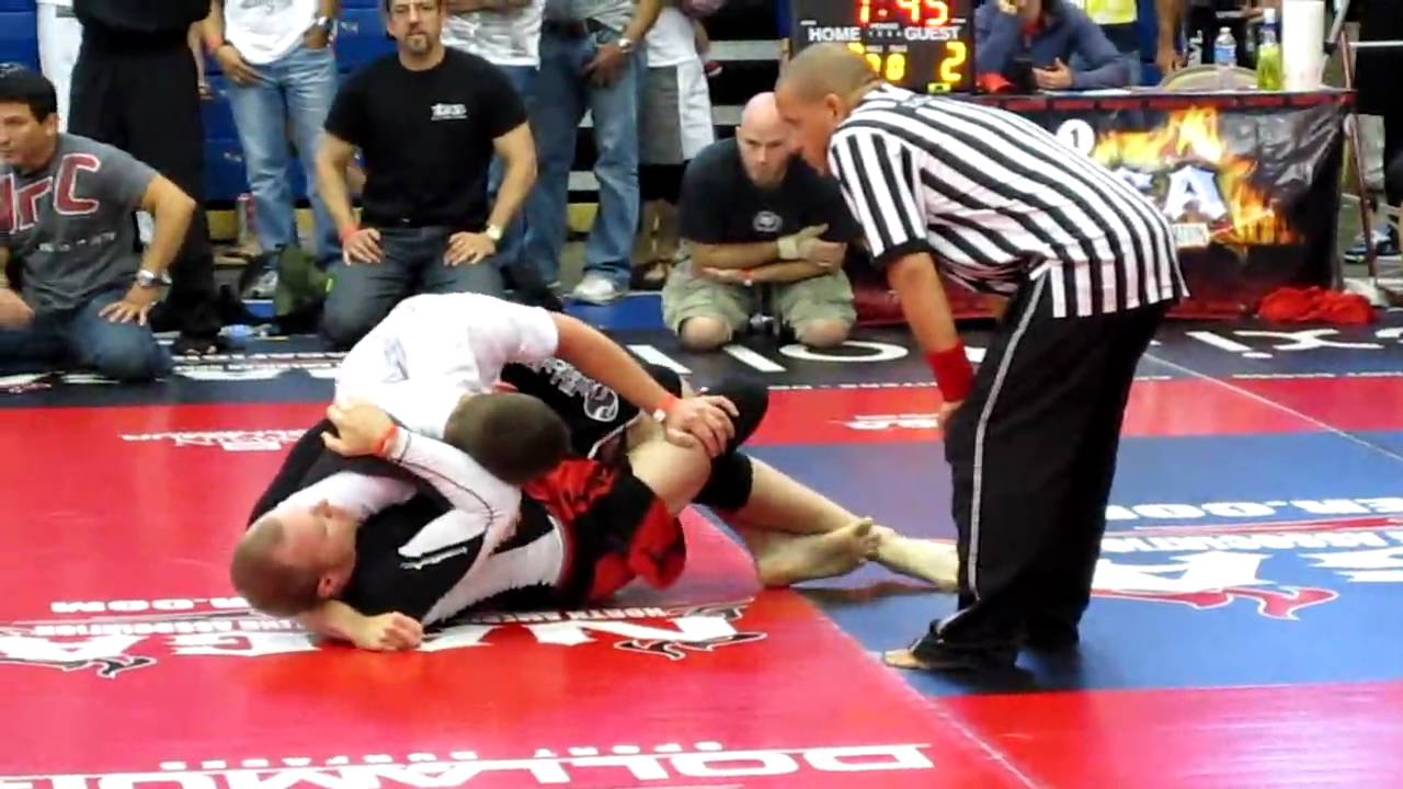 Mark Rigdon Mark Rigdon and Cris DiNofa, Basulto Jiu Jitsu, NAGA 2010 - YouTube