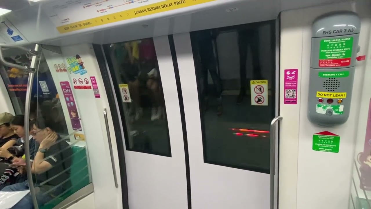 SMRT C830 Set 812 on Circle Line - Marymount to Caldecott