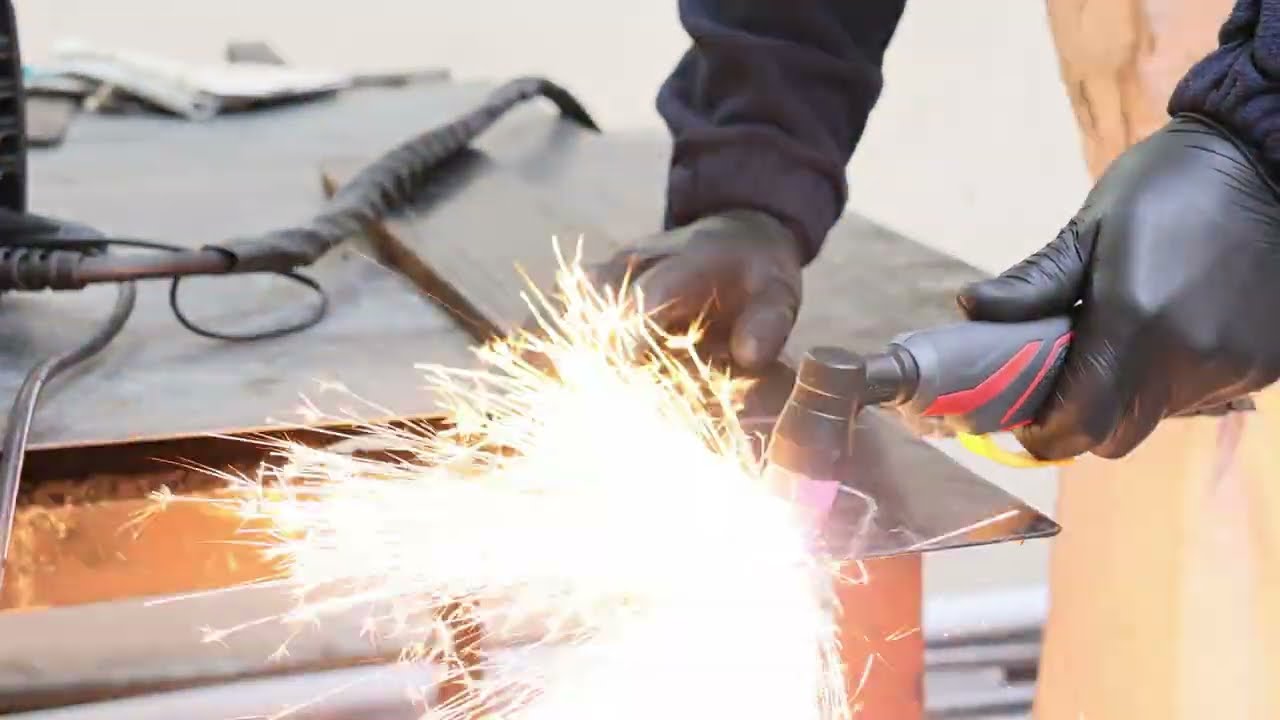 Am tăiat oțel și aluminiu cu plasma ProWELD CUT50. Prezentare completă.