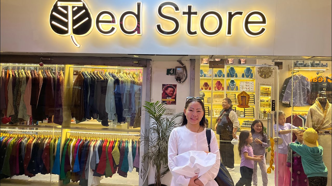 Shopping from Ted store🤩🤗| Majnu ka Tilla📍🇮🇳| Tibetan attires🥰#Ted store✨#majnukatila 📍
