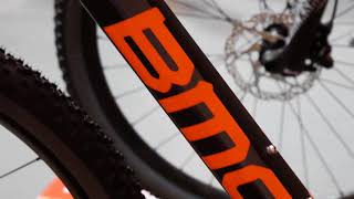 BMC TEAMLITE 02 ONE 2018 - YouTube