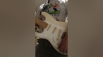 Fender Squier II Stratocaster Pearl White Demo