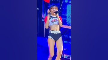 Blackpink Lisa dancing bts member jungkook reaction Just wow 💜#fypシ゚ #trending #foryou
