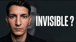 La fin de l'homme invisible : pourquoi on vous oublie dès que vous quittez la pièce