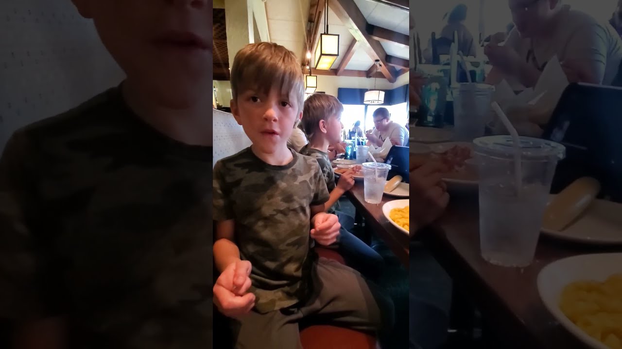 at olive garden #olivegarden #menu #restaurant #realtable #breadsticks #viral