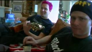 blink-182 - Down / The Fallen Interlude (Homemade Video)