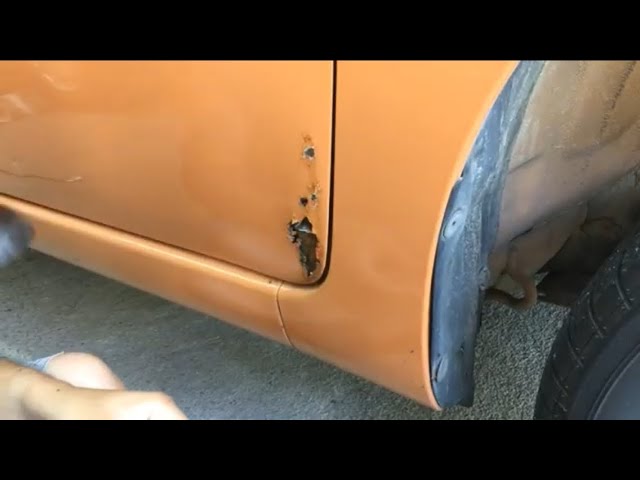 ダイハツエッセ フロントドア錆穴補修 前編 Youtube