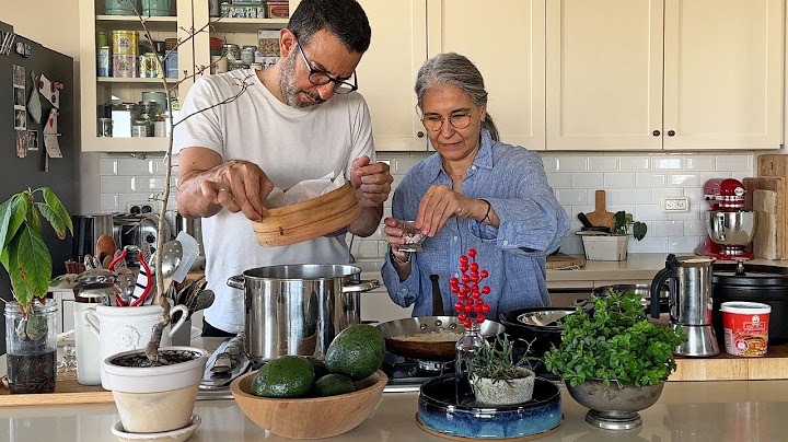 Healing After the Ceasefire | My Heavy Rye Sourdough Recipe, Granny Squares & Cozy Cooking Vlog