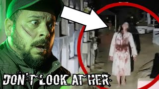 GHOST CAUGHT ON CAMERA / IT APPEAR IN FROM OF ME!! AT HAUNTED CEMETERY