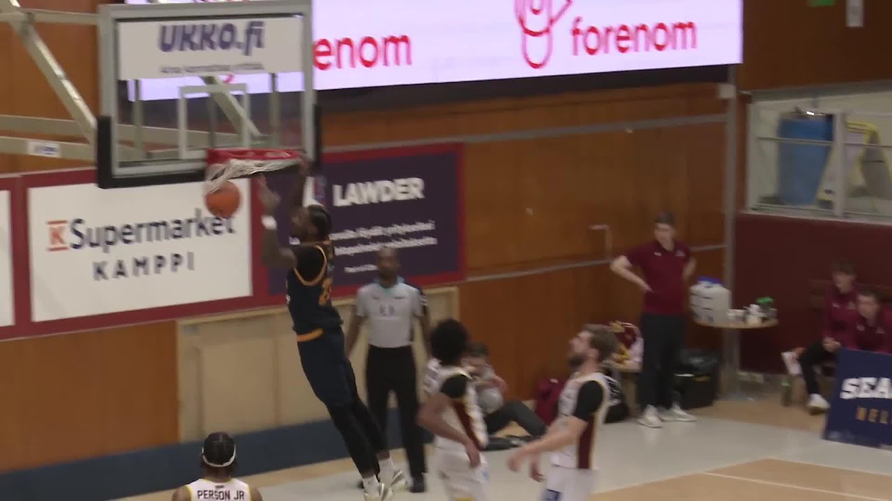 Kalib Boone rocks the rim